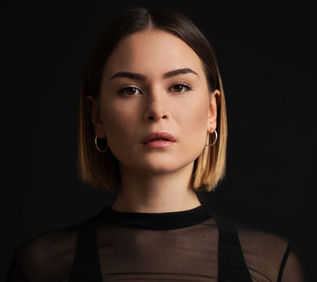 Mathea veröffentlicht neue Single High Waist - Soundjungle